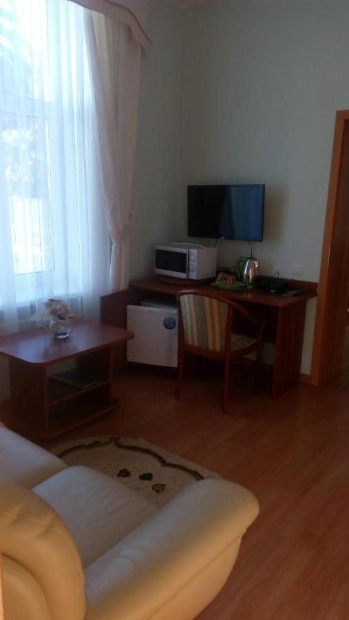 Бестужевский Дворик Gagra Esterno foto