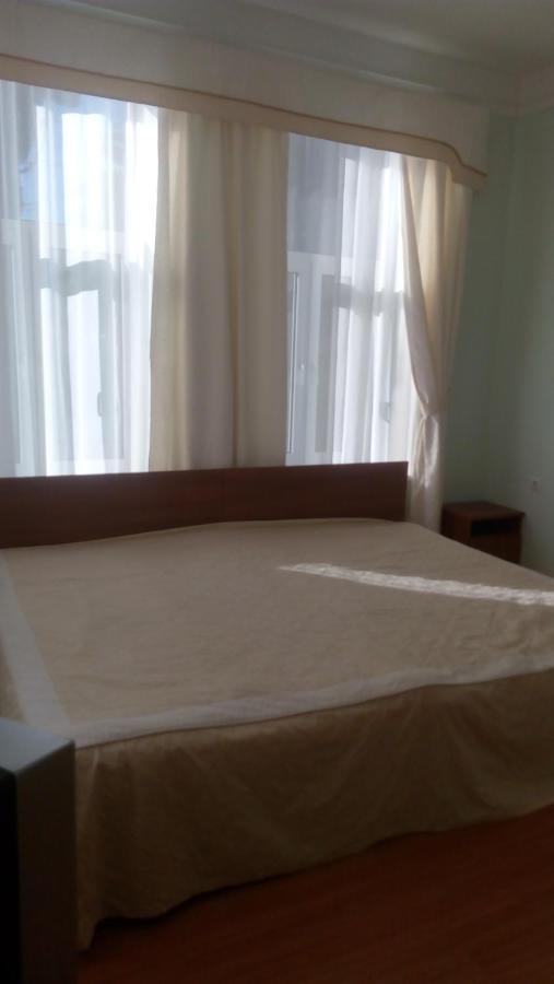 Бестужевский Дворик Gagra Esterno foto
