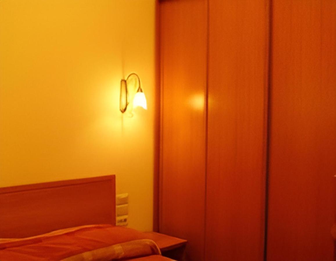 Бестужевский Дворик Gagra Esterno foto