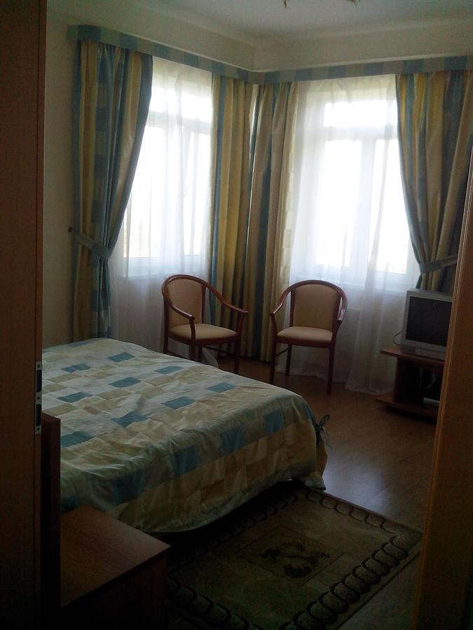Бестужевский Дворик Gagra Esterno foto