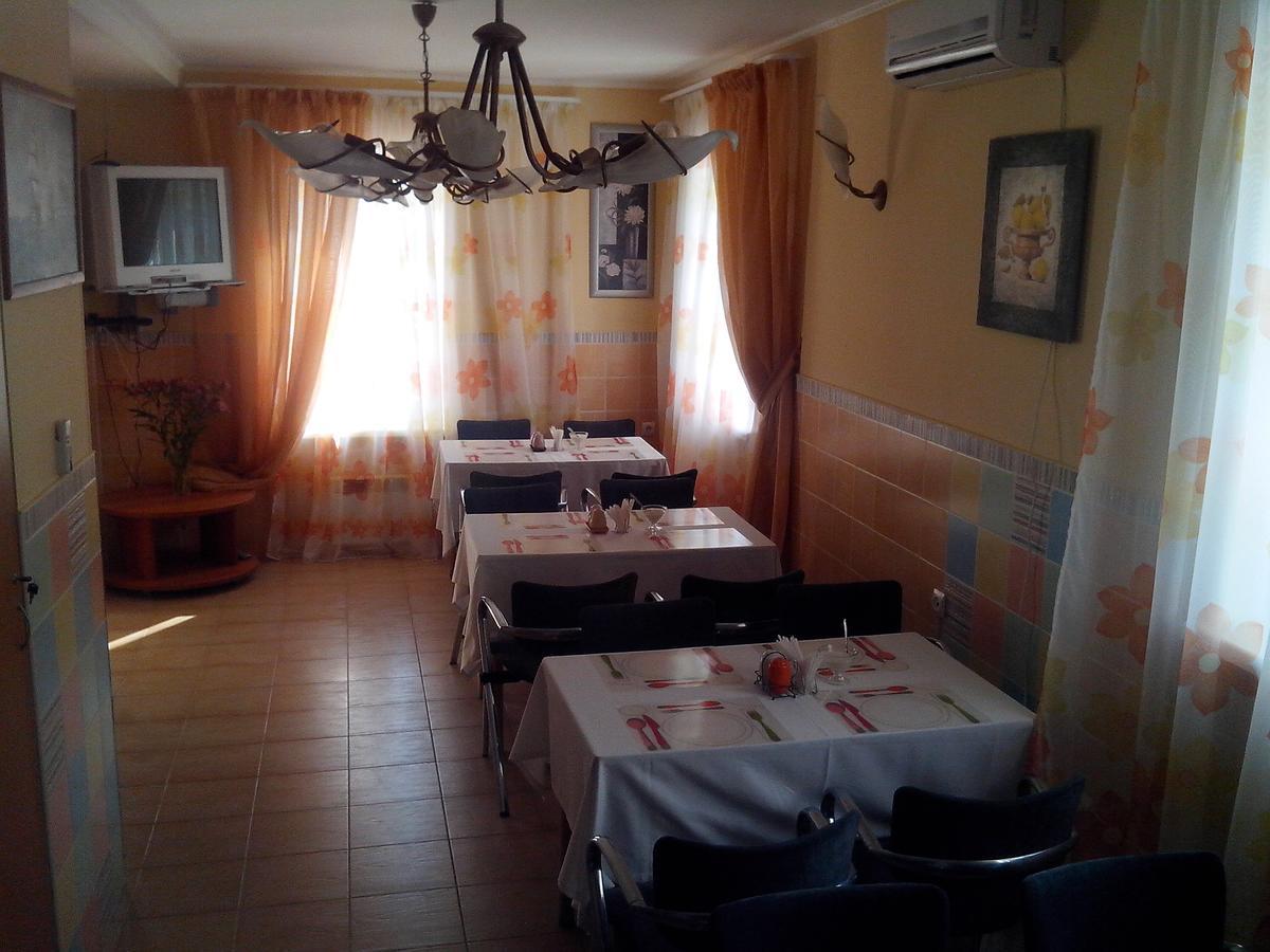 Бестужевский Дворик Gagra Esterno foto